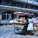 Puesto de frutas Cuernavaca Morelos en 1966