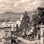 Morelia, vista al Templo de la Compañía, 1945