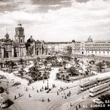 Vista del Zócalo y Catedral Metropolitana