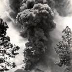 Volcán Paricutín en erupción (1943)