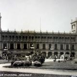 El Palacio Municipal Por el fotografo Hugo Brehme