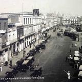 Plaza de la constitucion ( Fechada en Mayo de 1930).