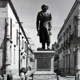 Monumento a Hidalgo.