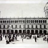 Palacio Municipal ( Fechada el 21 de Diciembre de 1930 ) .