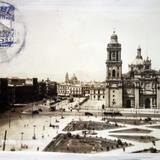 La Catedral y Monte de Piedad ( Fechada el 23 de Junio de 1930 ) .