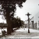 Aspecto de la Avenida Juarez San Juan del Rio Queretaro.