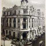 Banco de Londres Y Mexico Por el fotografo Hugo Brehme ( Circulada 2 de Junio de 1927 ).