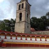 Plaza de Toros Jorge El Ranchero Aguilar y Torre Campanario del ex-convento del siglo XVI. Julio/2017