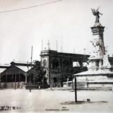 Estacion de Tranvias y Monumento a La Independencia.