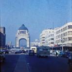 La avenida Juarez (1951) Ciudad de México.