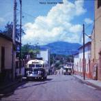 Escena callejera Taxco, Guerrero 1966 .