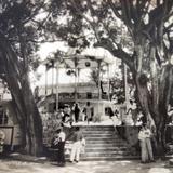 La Plaza y kiosko.