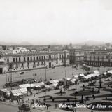 Palacio Nacional y Plaza de la Constitución