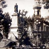 Monumento a Ramon Corona ( Circulada el 16 de Marzo de 1922 ).