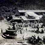 Fuente y plaza principal ( Circulada el 4 de Noviembre de 1935 ).