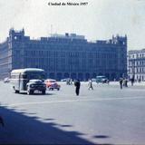 El Zocalo Ciudad de México 1957 .