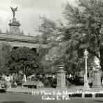 Plaza 5 de Mayo y Palacio de Gobierno