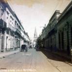 Calle de Hidalgo por el Fotógrafo Hugo Brehme.