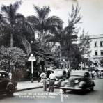 A un costado de La Plaza Principal. ( Circulada el 20 de Marzo de 1948 ).