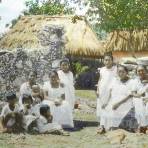 Una familia Maya ( Fechada en 1925 ).