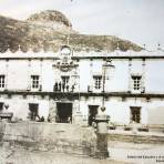 Palacio del Ejecutivo y el cerro de La Bufa al fondo.  Zacatecas.