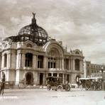 Teatro Nacional en construccion.