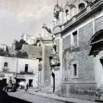 Capilla del Pocito al fondo la capilla del cerro del  Tepeyac Ciudad de México 1920