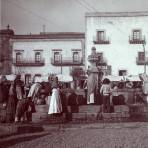 Aguadores en la fuente 1904