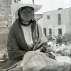 Tipos Mexicanos vendedora Dia de Mercado, por el fotógrafo T. Enami, de Yokohama, Japón (1934)