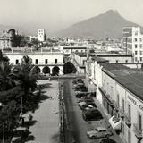 Plaza Zaragoza, Hotel Continental y Palacio Municipal