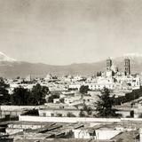 Vista panorámica de Puebla, con volcanes Popocatépetl (izq.) e Iztaccíhuatl (der.)