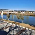 Puente internacional sobre el río Bravo