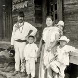Familia indígena tarasca