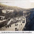 Un dia de fiesta en La Presa de La Olla Guanajuato ( Circulada el 9 de Agosto de 1905 ).