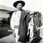 Dionisio Pulido dueno del terreno llamado Cuyutziro donde nacio el Volcan ( El 18 deAbril de 1943 ).