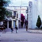 Ninos  llendo a la escuela Tequisquiapan, Querétaro 1963.